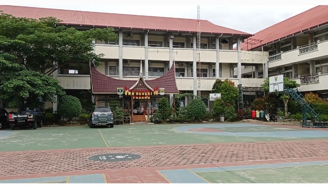 Jejak Prestasi dan Pesona Pendidikan di SMAN 10 Padang